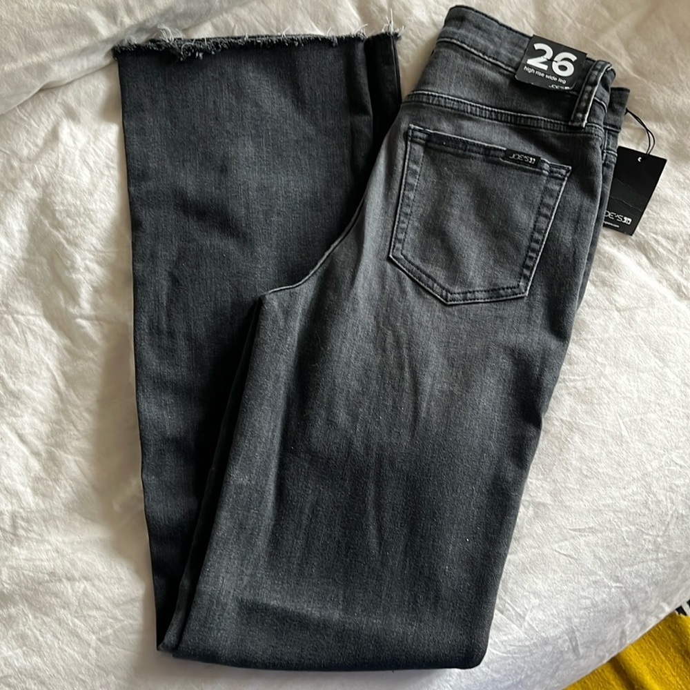 Joe’s - High Rise Wide Leg Jeans - Size 26 - NWT